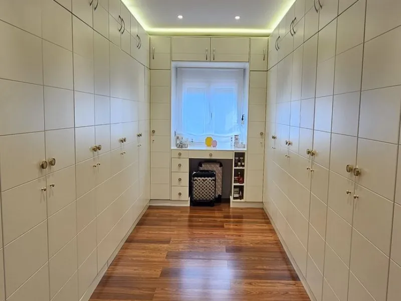 Completely renovated single-story villa in Los Manantiales, Alhaurín de la Torre.