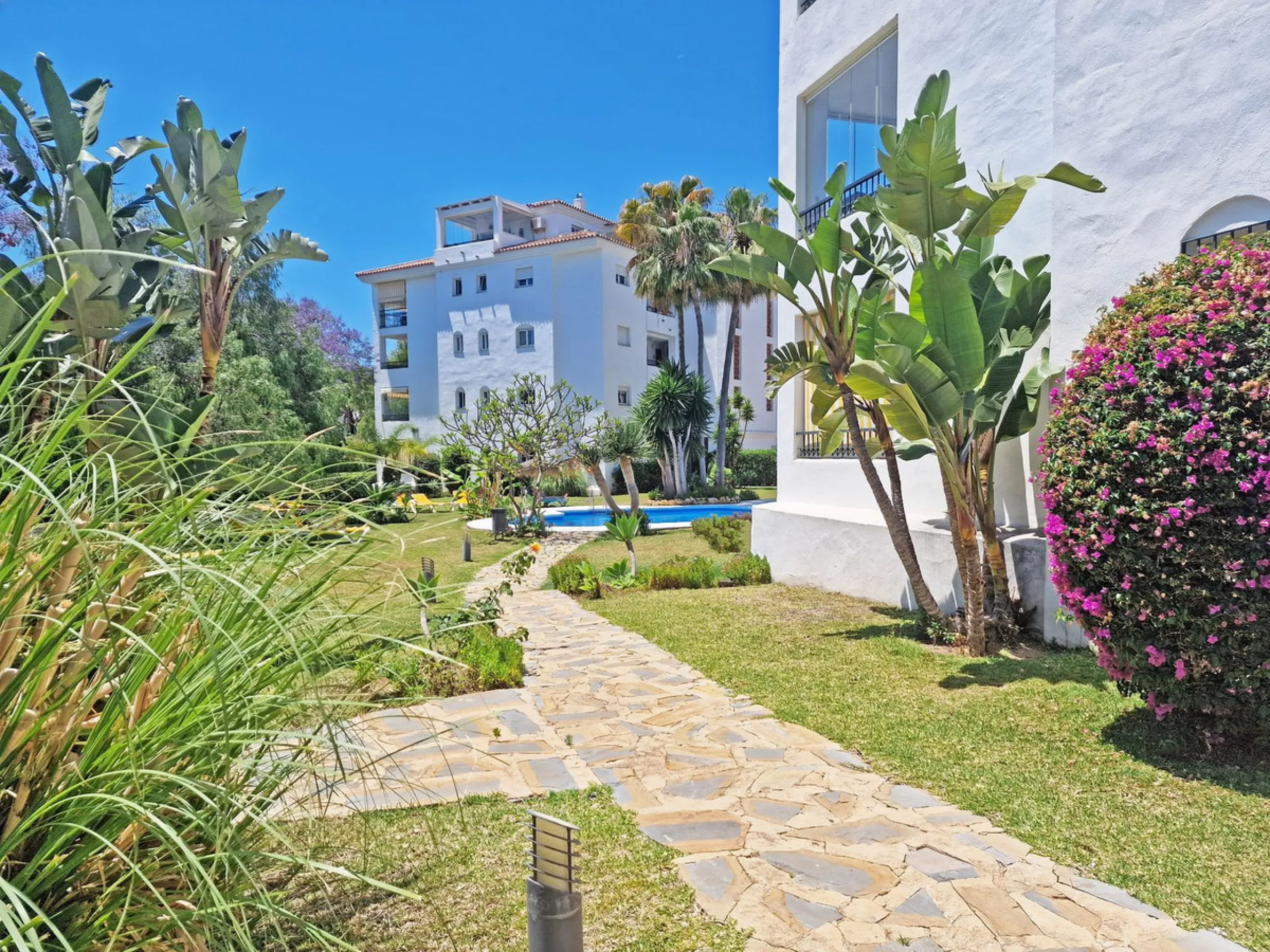 Apartment - Ground Floor Apartment в продаже в Mijas, Málaga. В доме 2 спален и 2 ванных комнат. Площадь дома 76 м²