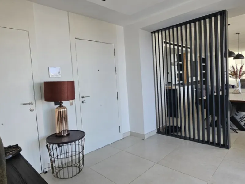 Penthouse for sale in Higueron West Phase III. With private pool.