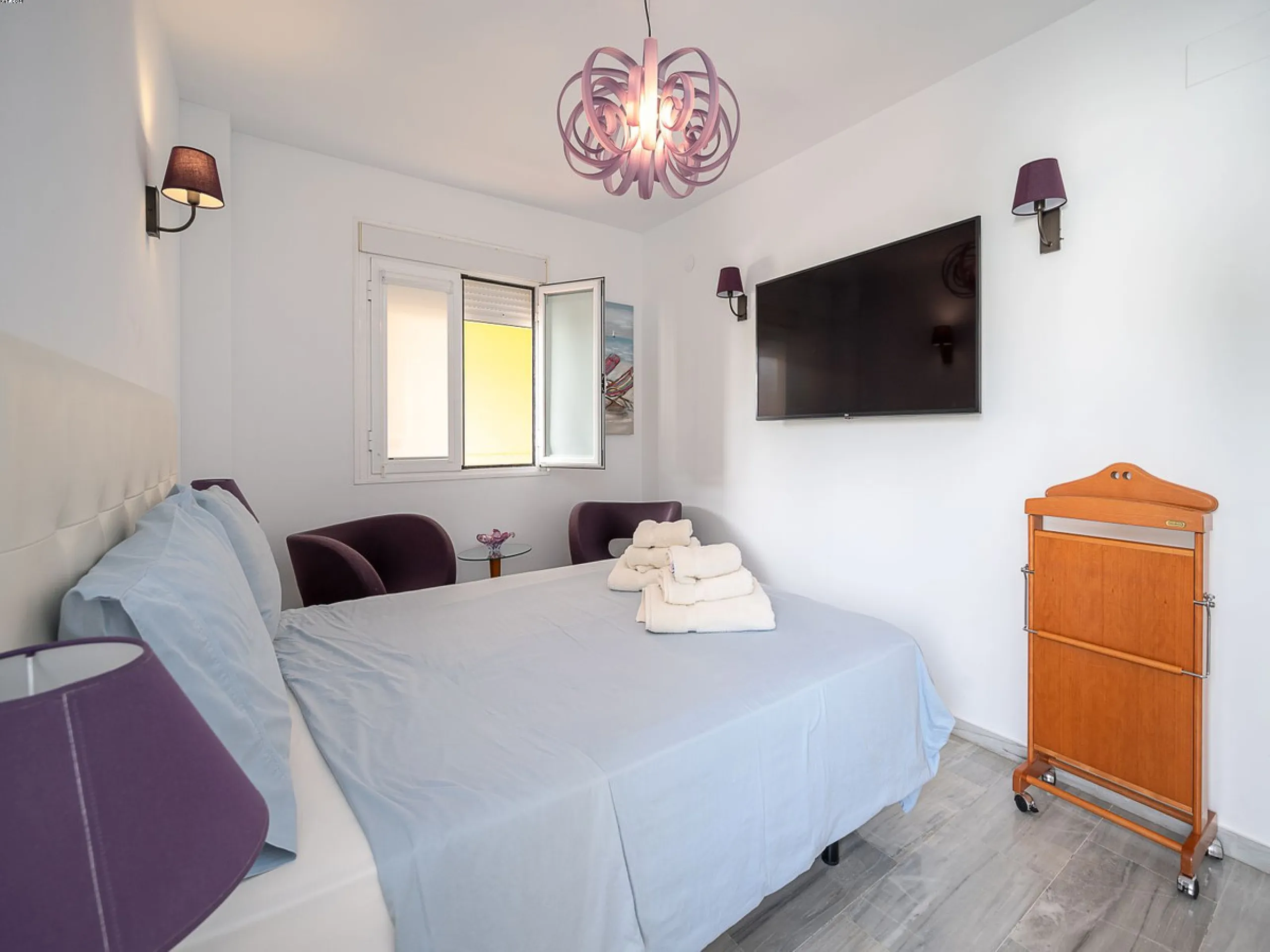 Apartment - Middle Floor Apartment в продаже в Mijas, Málaga. В доме 2 спален и 2 ванных комнат. Площадь дома 69 м²
