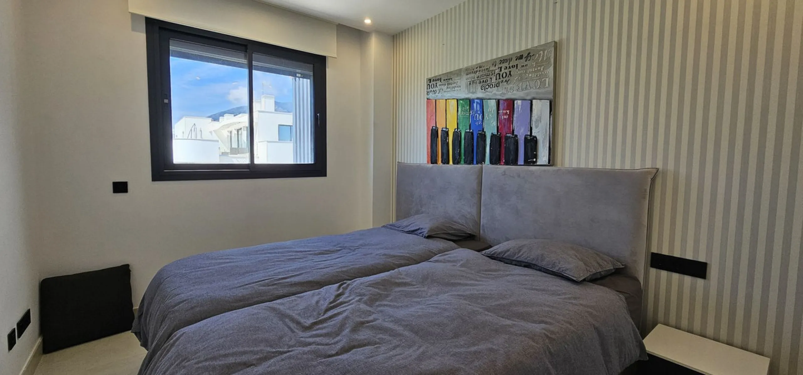 Penthouse for sale in Higueron West Phase III. With private pool.