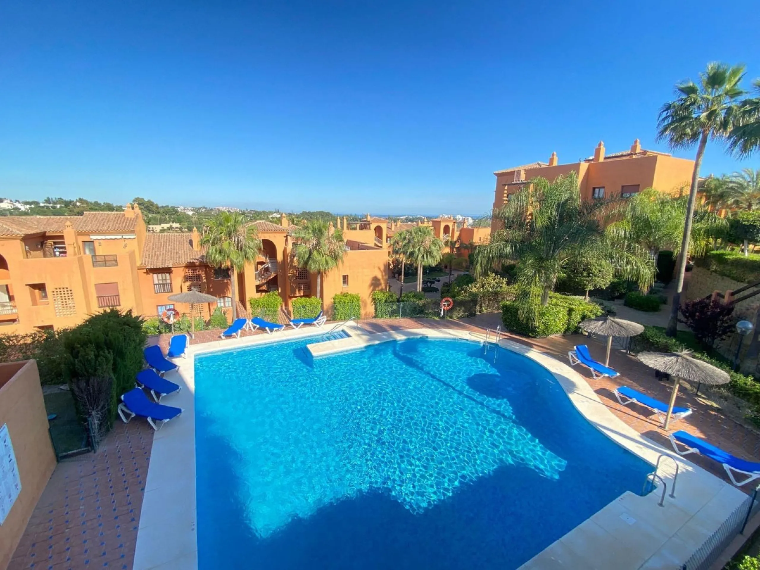 Elegant 3-Bedroom Apartment in Los Gazules del Sol, Benahavís – With Swimming Pools, Gym and More