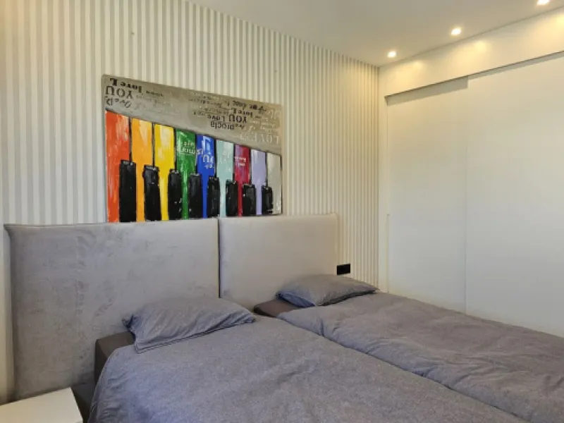 Penthouse for sale in Higueron West Phase III. With private pool.