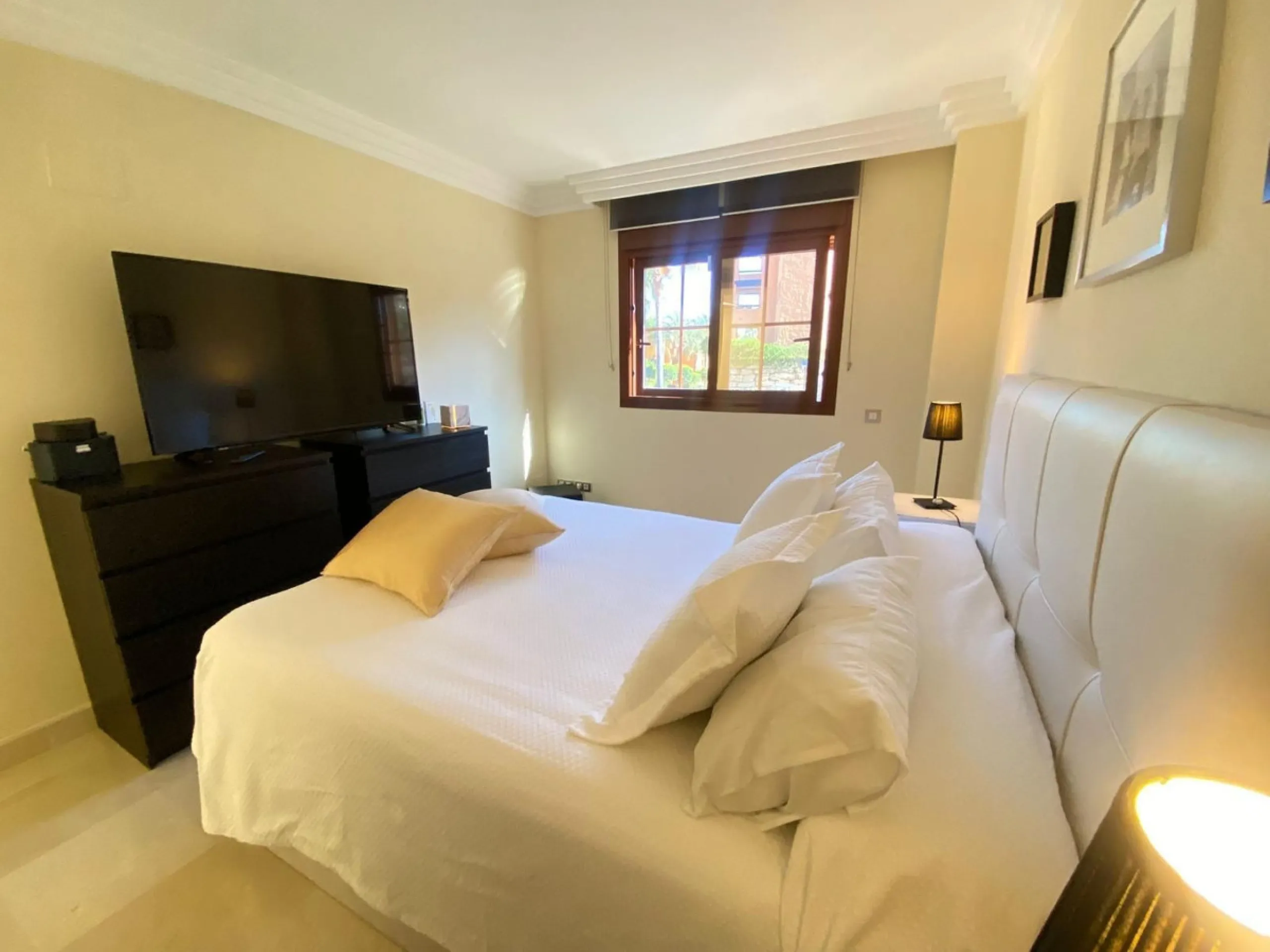 Elegant 3-Bedroom Apartment in Los Gazules del Sol, Benahavís – With Swimming Pools, Gym and More