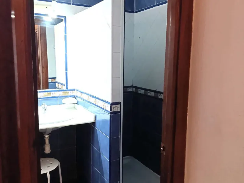 Spacious and Luminous 3-Bedroom Apartment in the Heart of Estepona's Centro – Exterior-Facing with Terrace, Elevator, and Prime Beach Proximity!