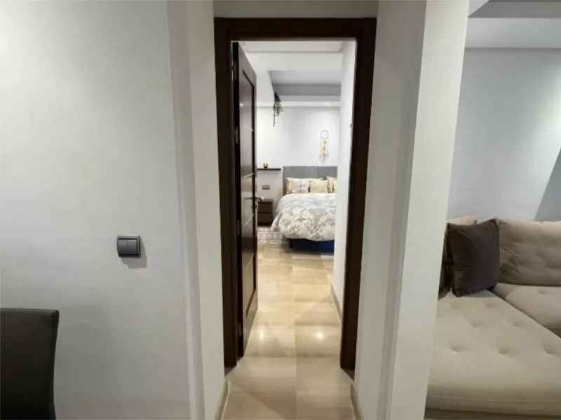 Apartment - Middle Floor Apartment в продаже в Estepona, Málaga. В доме 3 спален и 2 ванных комнат. Площадь дома 192 м²