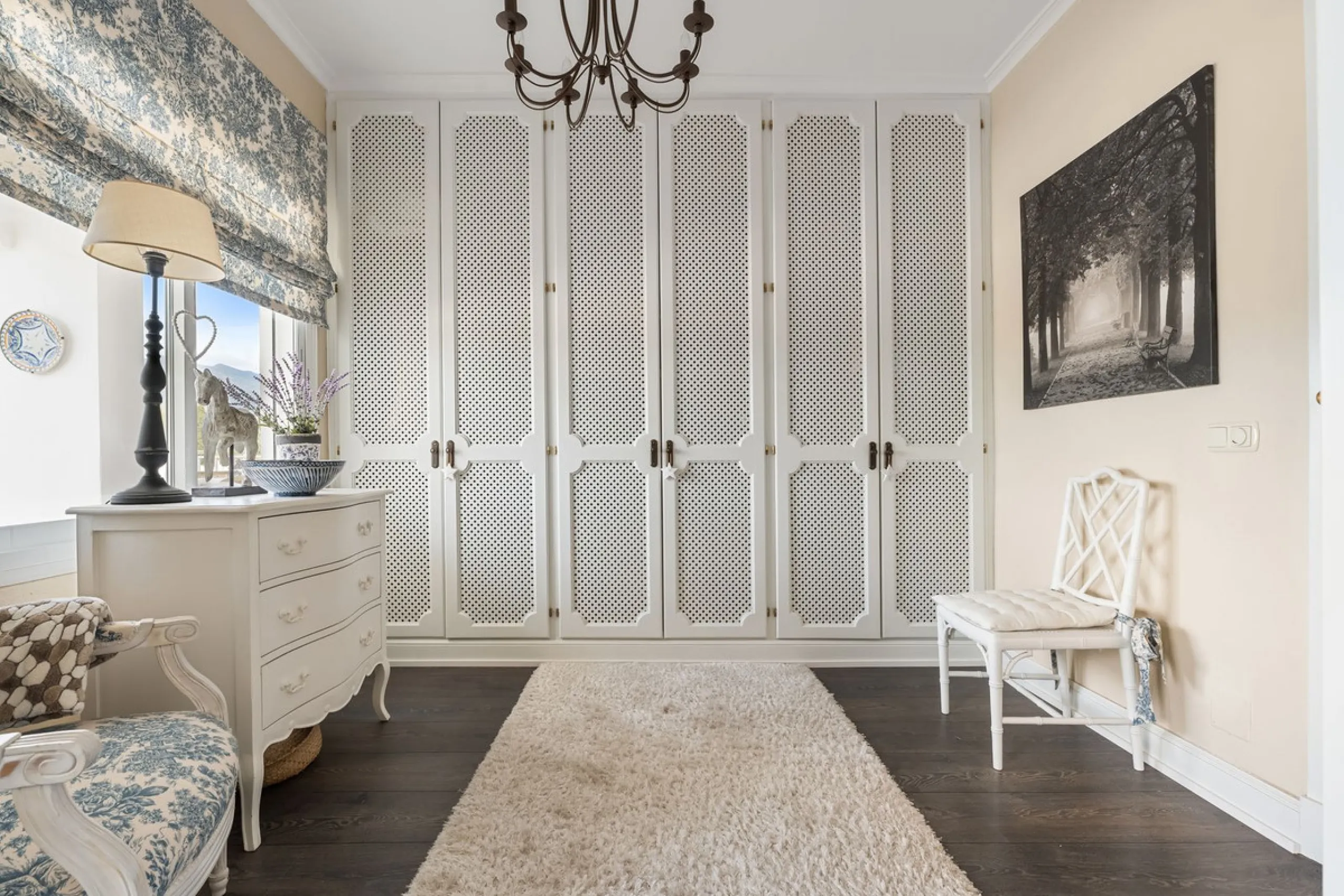 House - Townhouse в продаже в Marbella, Málaga. В доме 3 спален и 3 ванных комнат. Площадь дома 100 м²