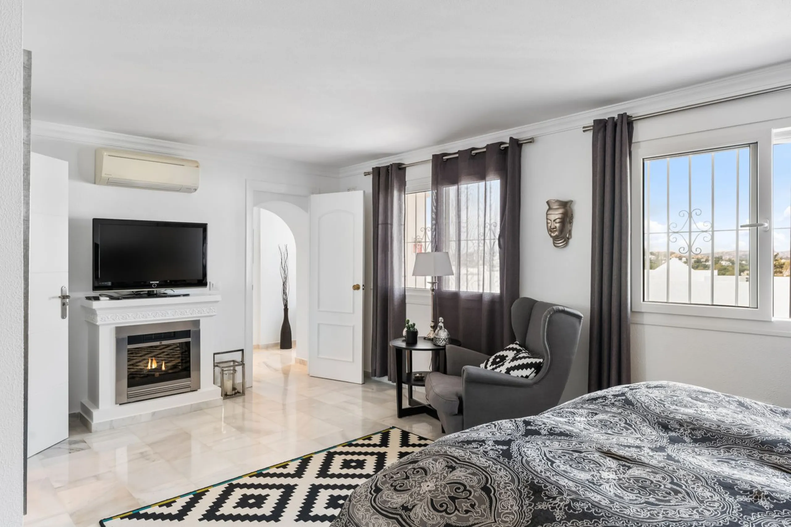 House - Townhouse в продаже в Marbella, Málaga. В доме 3 спален и 3 ванных комнат. Площадь дома 100 м²