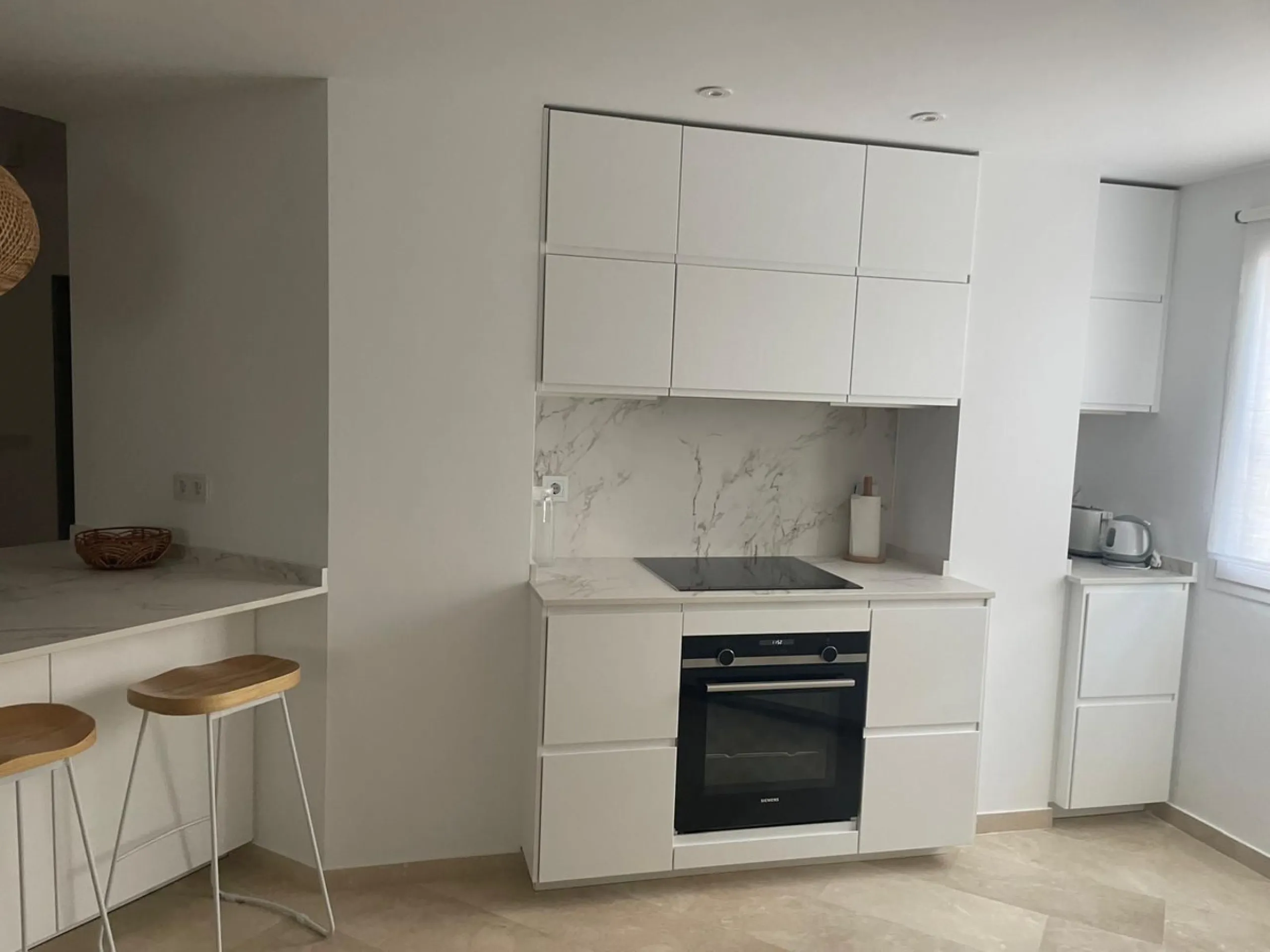 Apartment - Ground Floor Apartment в продаже в Marbella, Málaga. В доме 3 спален и 2 ванных комнат. Площадь дома 92 м²