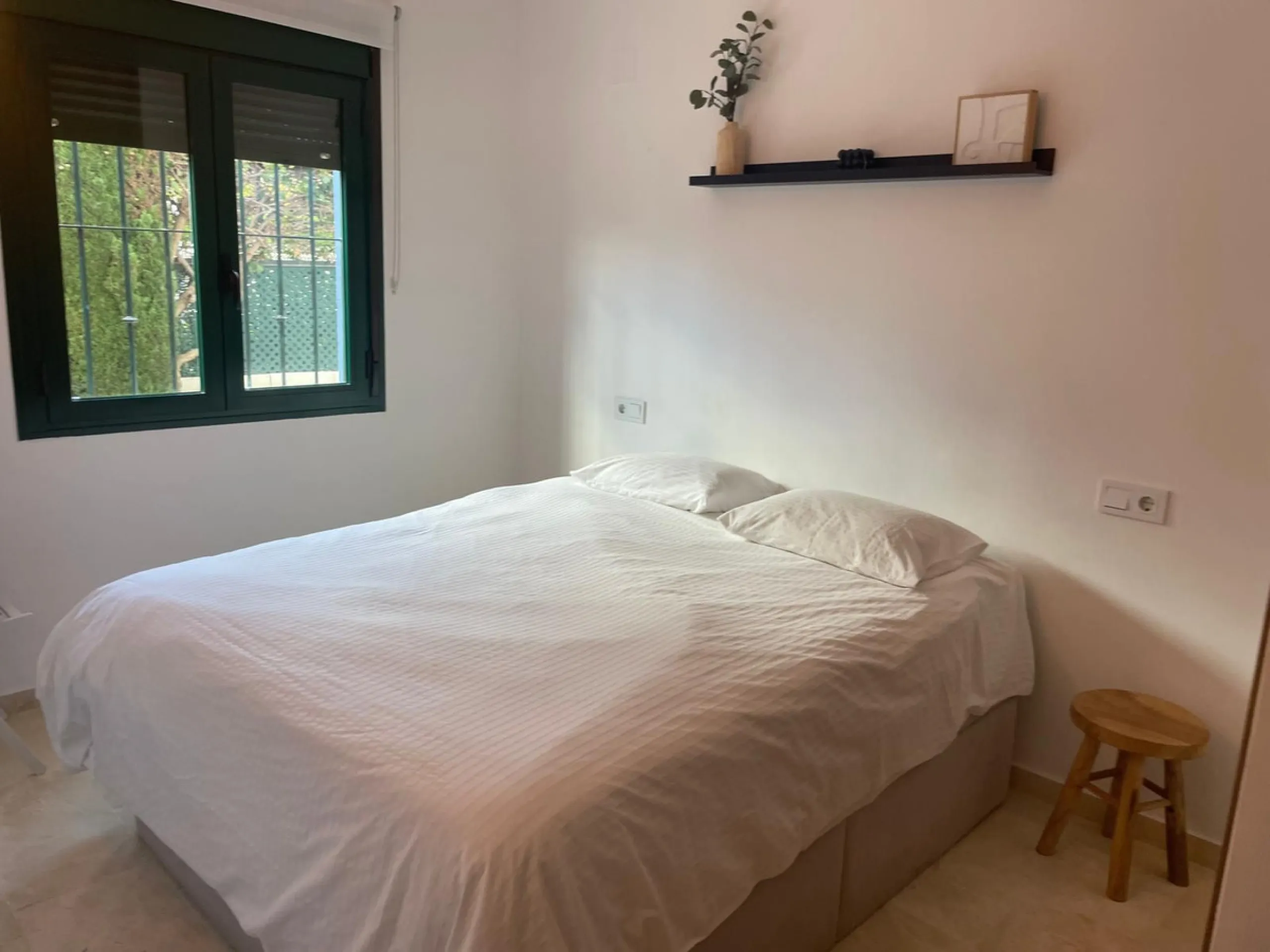 Apartment - Ground Floor Apartment в продаже в Marbella, Málaga. В доме 3 спален и 2 ванных комнат. Площадь дома 92 м²