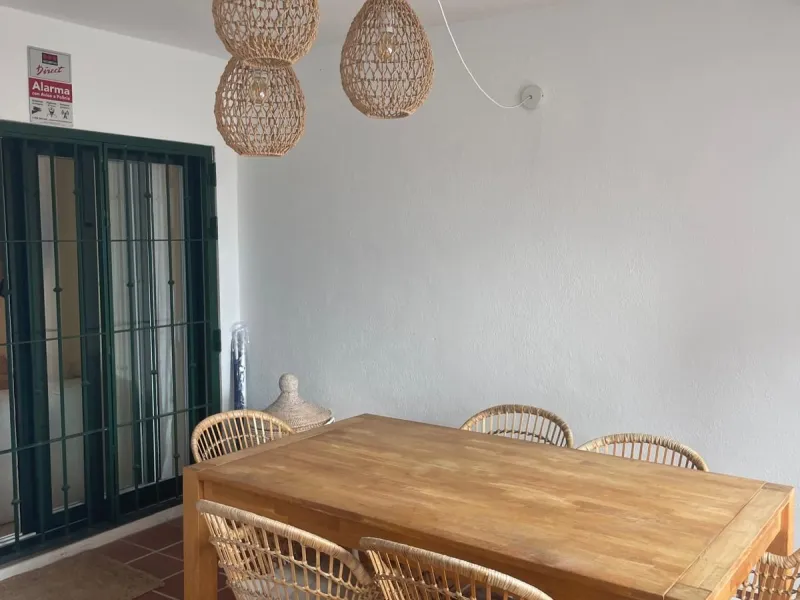 Apartment - Ground Floor Apartment в продаже в Marbella, Málaga. В доме 3 спален и 2 ванных комнат. Площадь дома 92 м²