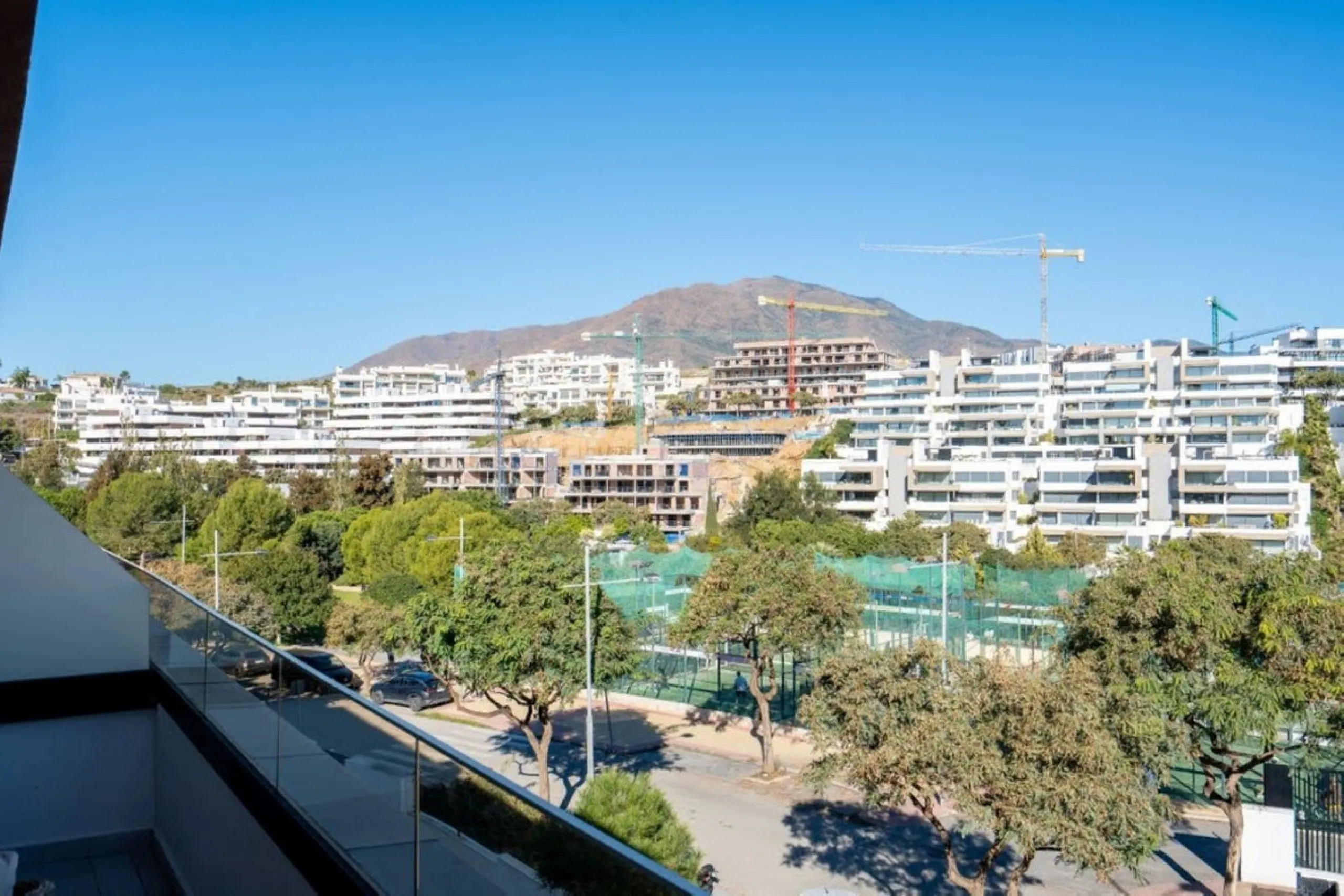 Stilvolle und moderne 3-Zimmer-Wohnung in Las mesas II homes – Wiederverkauf