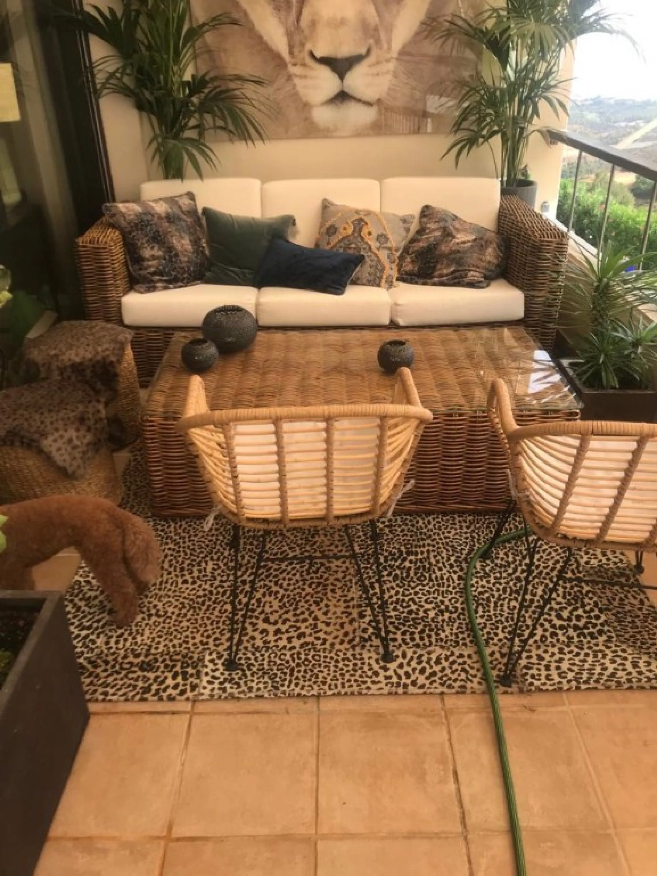 Apartment - Middle Floor Apartment в продаже в Marbella, Málaga. В доме 3 спален и 3 ванных комнат. Площадь дома 176 м²