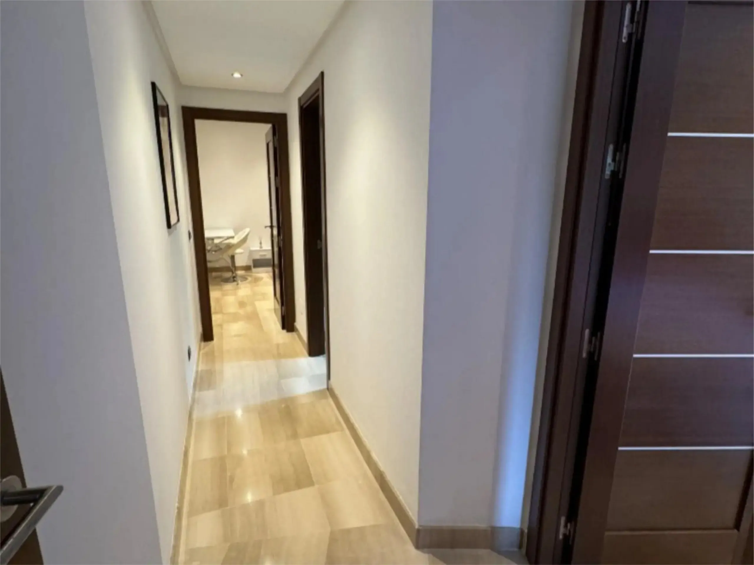 Apartment - Middle Floor Apartment в продаже в Estepona, Málaga. В доме 3 спален и 2 ванных комнат. Площадь дома 192 м²