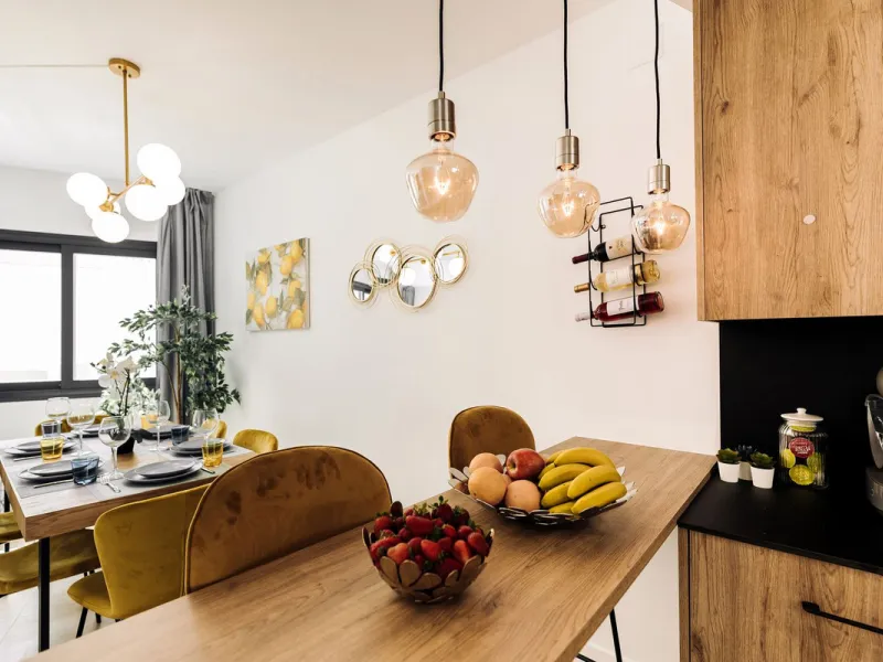 INVESTMENT PROPERTY GENERATING A YIELD OF NEARLY 6% GROSS PER ANNUM. THIS PROPERTY IS NOT VACANT IT HAS A PAYING TENANT ON A LONG TERM RENTAL CONTRACT FROM FEB 2026.