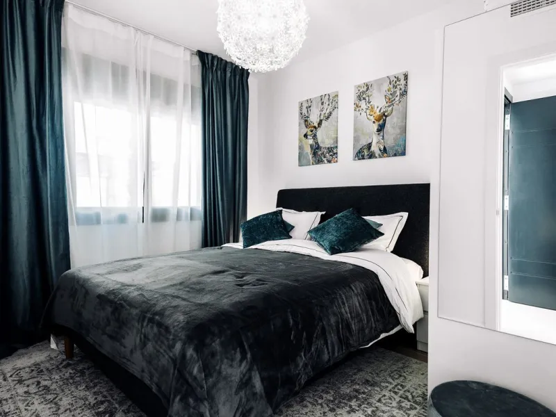 INVESTMENT PROPERTY GENERATING A YIELD OF NEARLY 6% GROSS PER ANNUM. THIS PROPERTY IS NOT VACANT IT HAS A PAYING TENANT ON A LONG TERM RENTAL CONTRACT FROM FEB 2026.