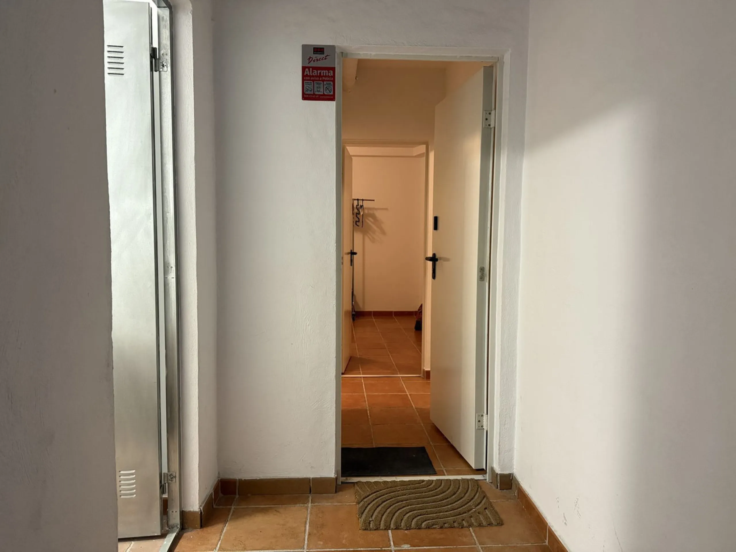 INVESTMENT PROPERTY GENERATING A YIELD OF NEARLY 6% GROSS PER ANNUM. THIS PROPERTY IS NOT VACANT IT HAS A PAYING TENANT ON A LONG TERM RENTAL CONTRACT FROM FEB 2026.