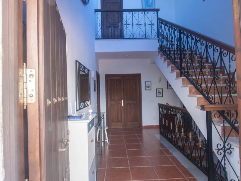 Charming Country Estate with Sea Views for Sale in Los Reales, Estepona – Costa del Sol