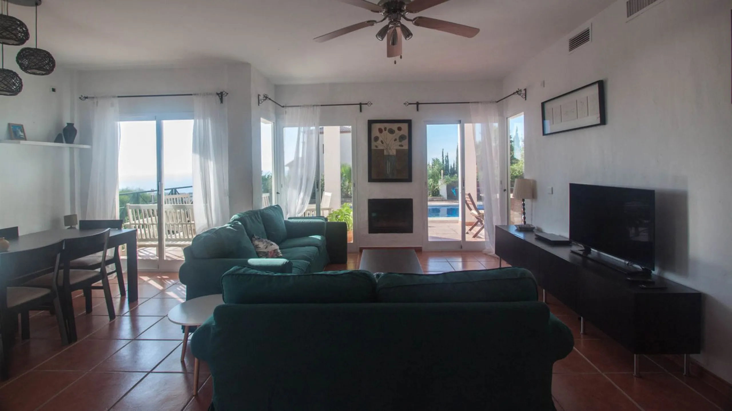 Charming Country Estate with Sea Views for Sale in Los Reales, Estepona – Costa del Sol