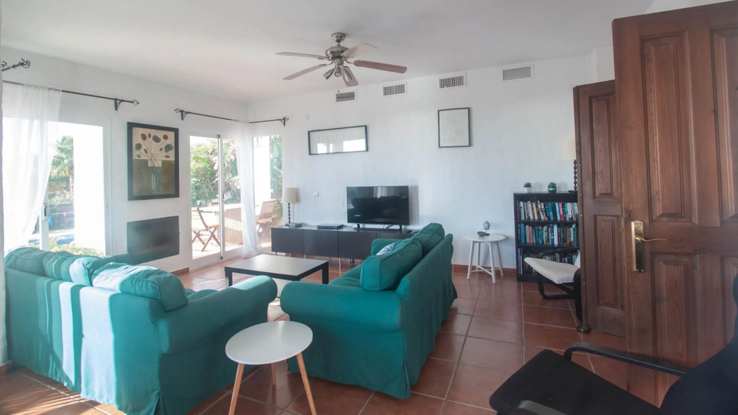 Charming Country Estate with Sea Views for Sale in Los Reales, Estepona – Costa del Sol