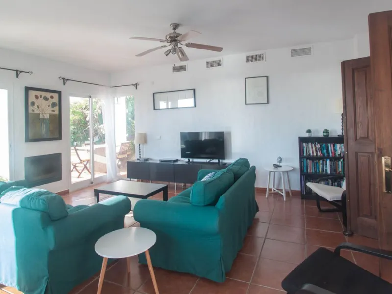 Charming Country Estate with Sea Views for Sale in Los Reales, Estepona – Costa del Sol