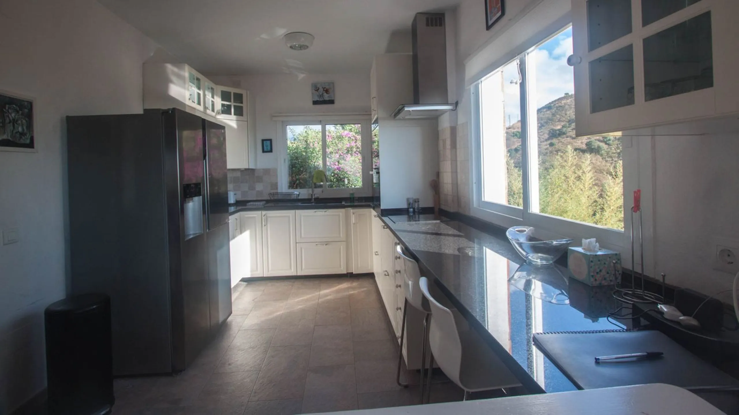 Charming Country Estate with Sea Views for Sale in Los Reales, Estepona – Costa del Sol