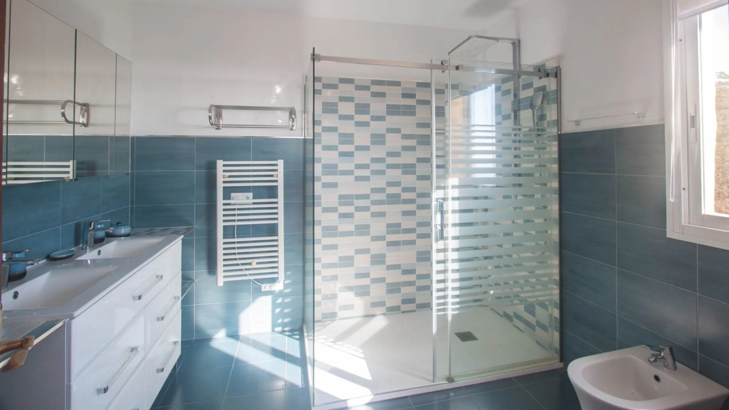Charming Country Estate with Sea Views for Sale in Los Reales, Estepona – Costa del Sol