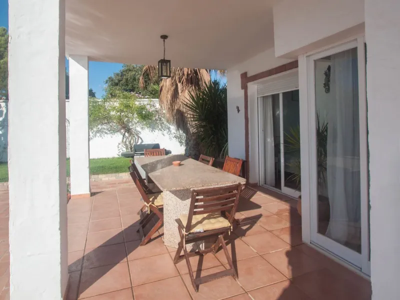 Charming Country Estate with Sea Views for Sale in Los Reales, Estepona – Costa del Sol