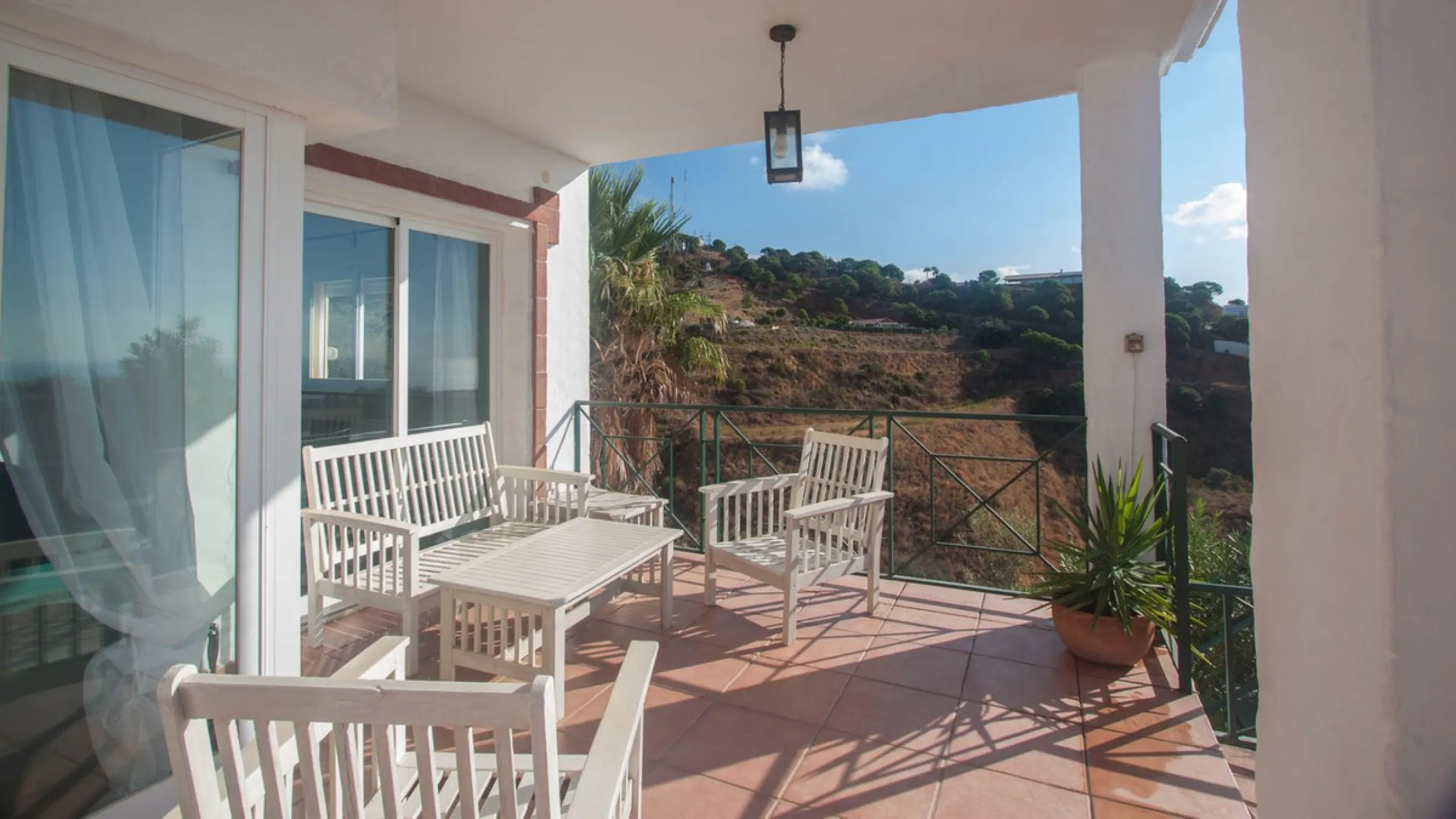 Charming Country Estate with Sea Views for Sale in Los Reales, Estepona – Costa del Sol