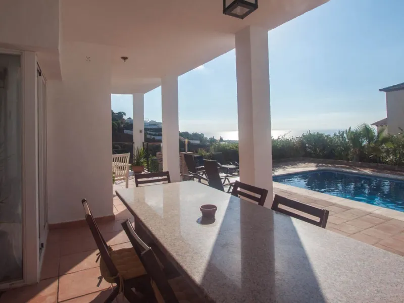 Charming Country Estate with Sea Views for Sale in Los Reales, Estepona – Costa del Sol