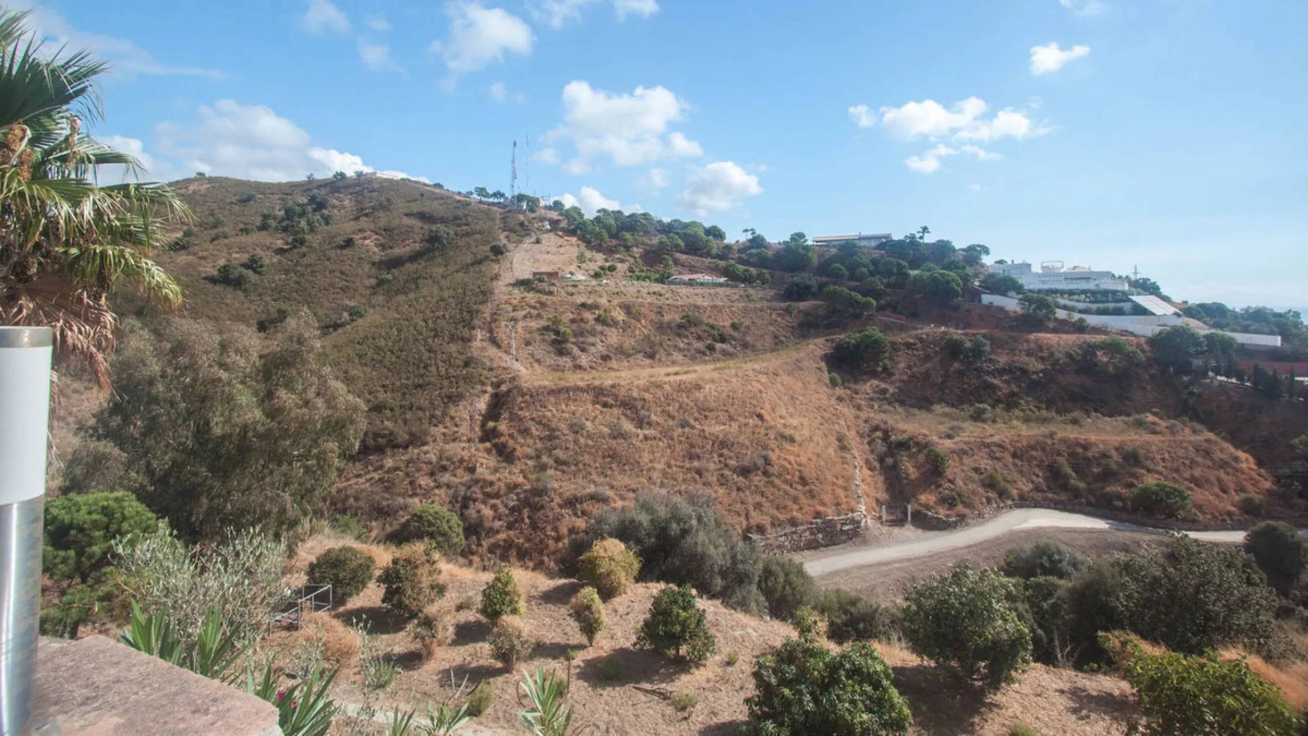 Charming Country Estate with Sea Views for Sale in Los Reales, Estepona – Costa del Sol