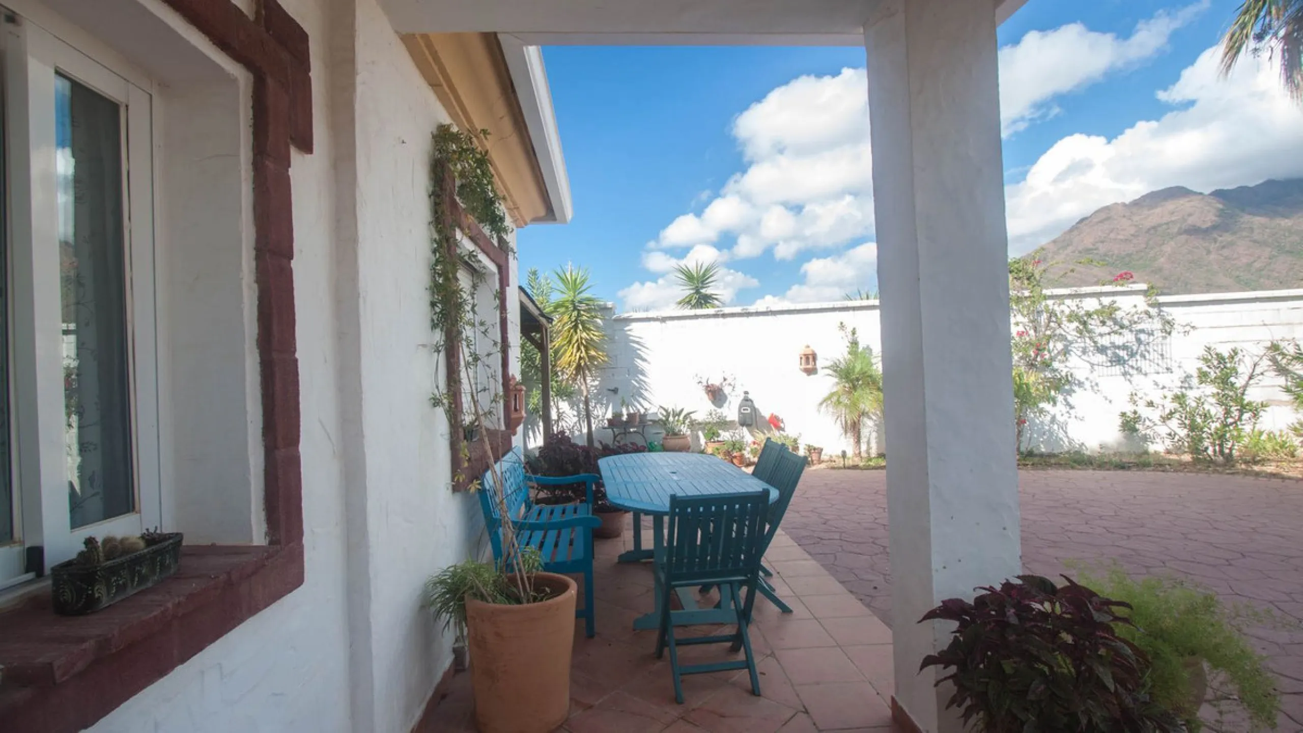 Charming Country Estate with Sea Views for Sale in Los Reales, Estepona – Costa del Sol