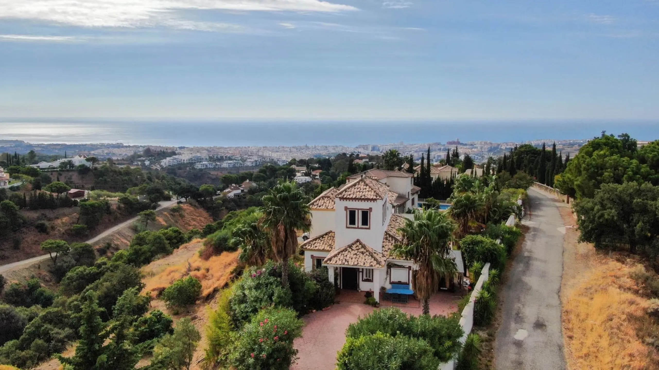 Charming Country Estate with Sea Views for Sale in Los Reales, Estepona – Costa del Sol