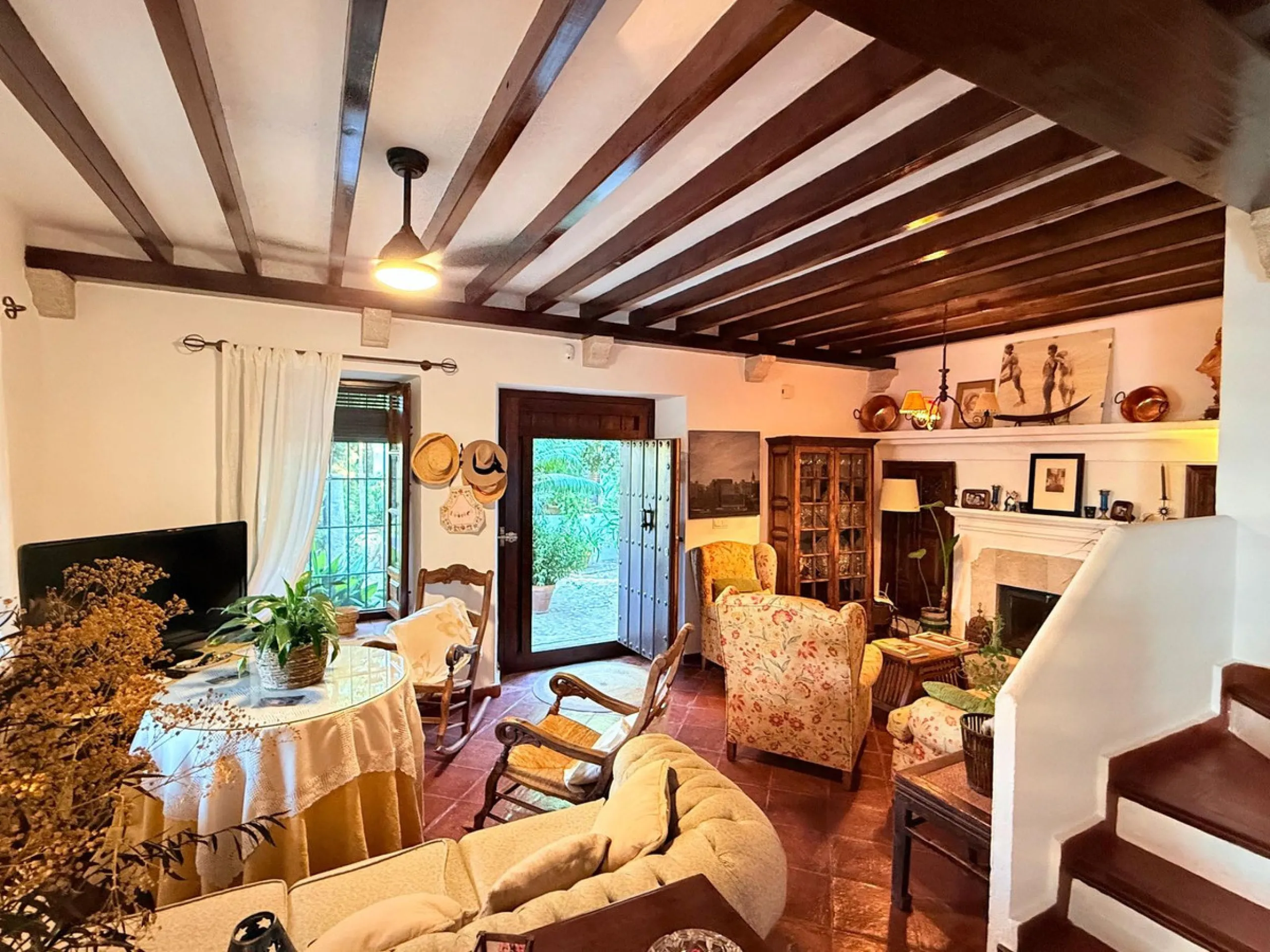 A Home with Soul in Álora – A 19th-Century Gem Lovingly Restored