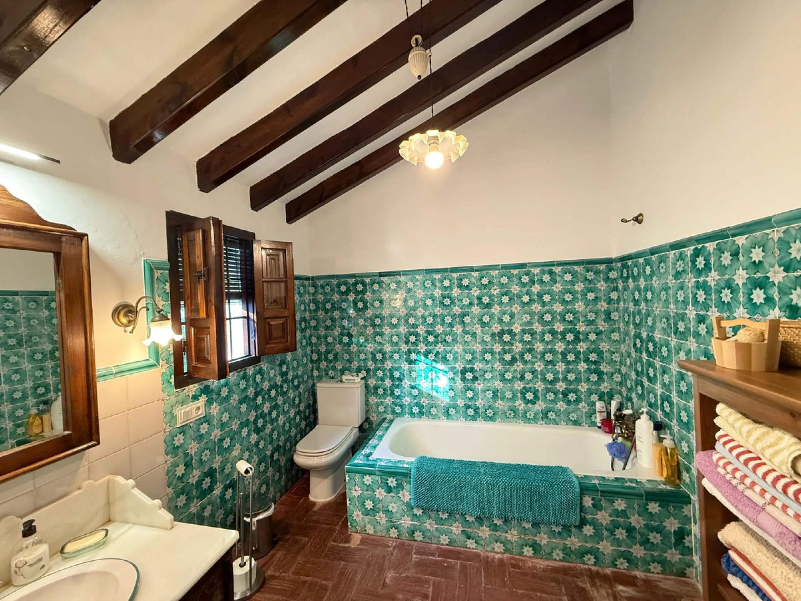 A Home with Soul in Álora – A 19th-Century Gem Lovingly Restored