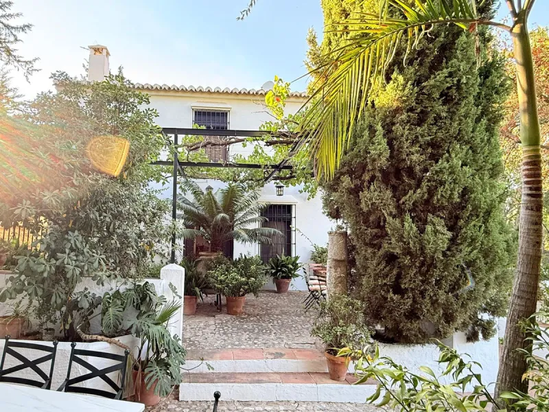 A Home with Soul in Álora – A 19th-Century Gem Lovingly Restored