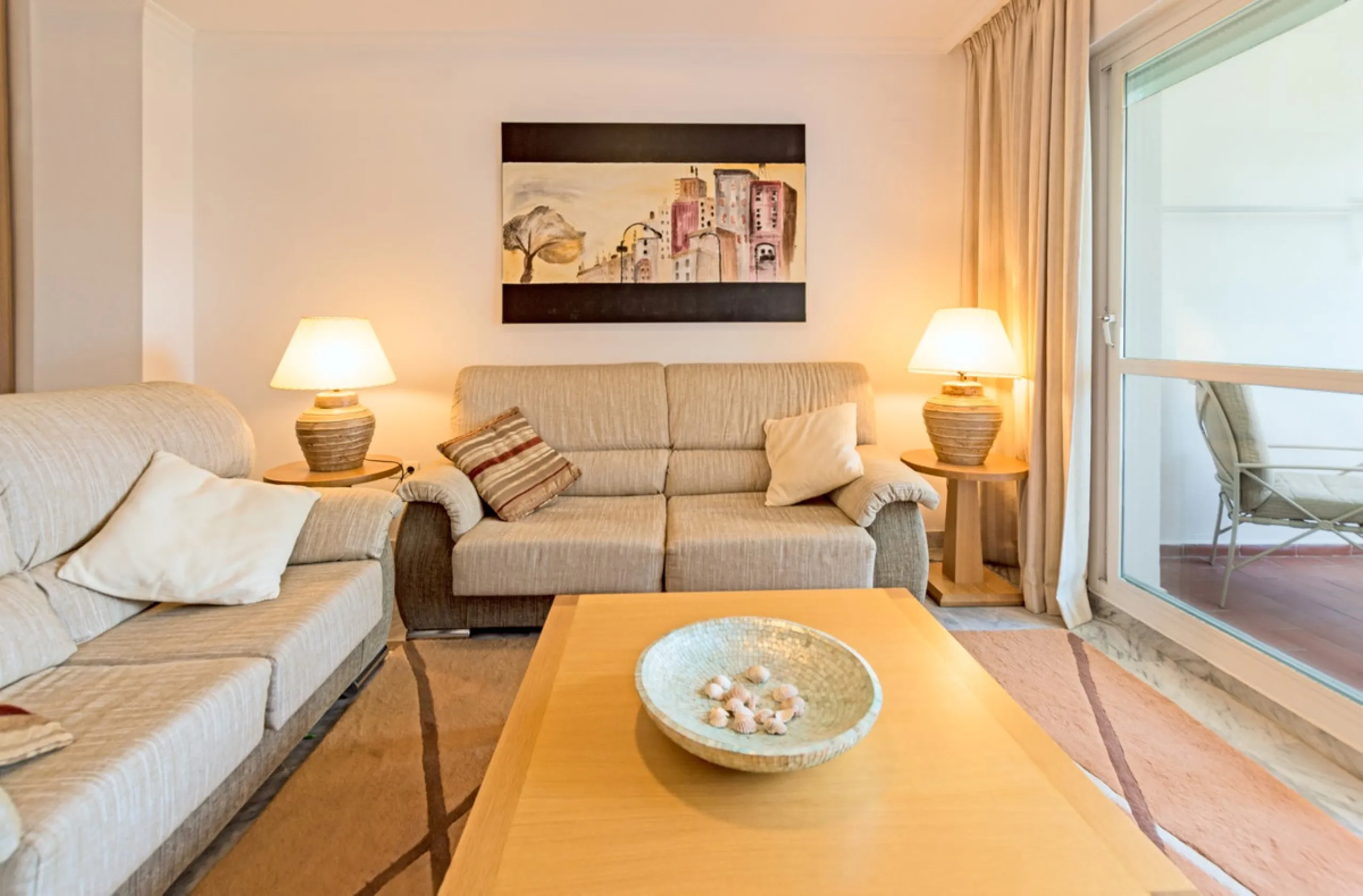 Spectacular apartment in San Pedro de Alcántara on the second line of the beach