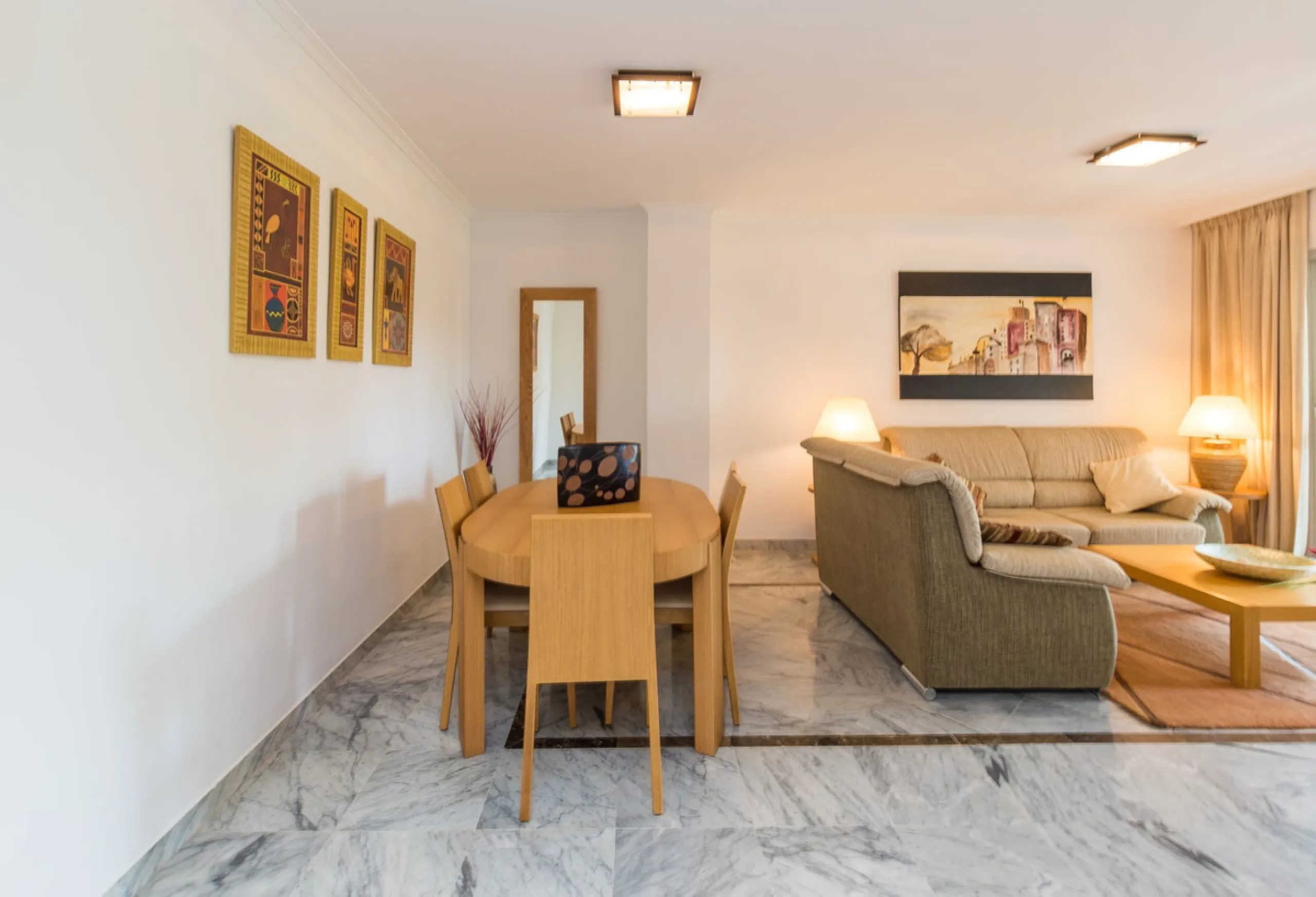 Spectacular apartment in San Pedro de Alcántara on the second line of the beach