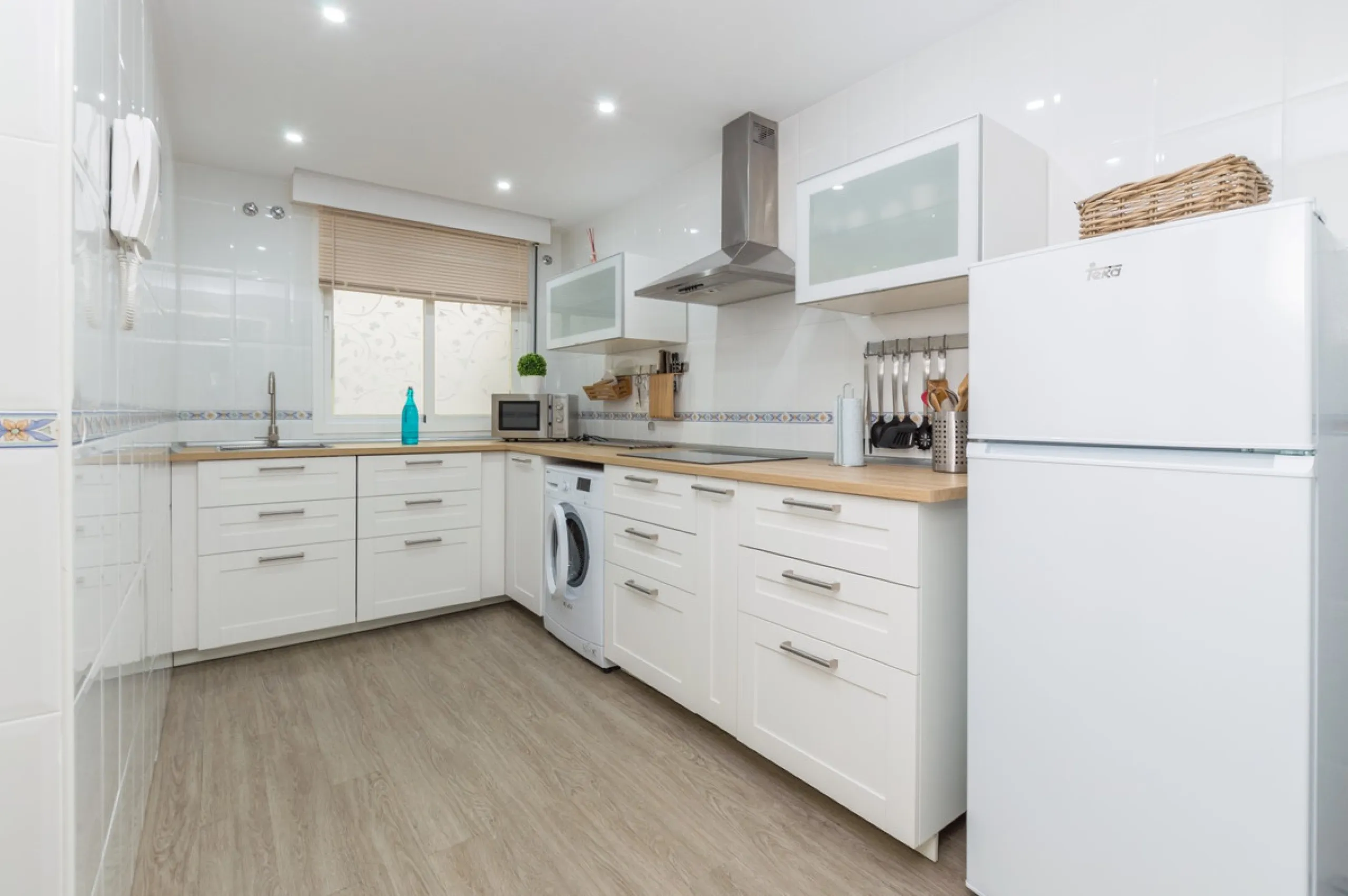 Spectacular apartment in San Pedro de Alcántara on the second line of the beach