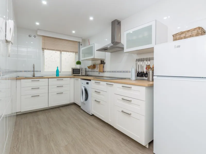Spectacular apartment in San Pedro de Alcántara on the second line of the beach