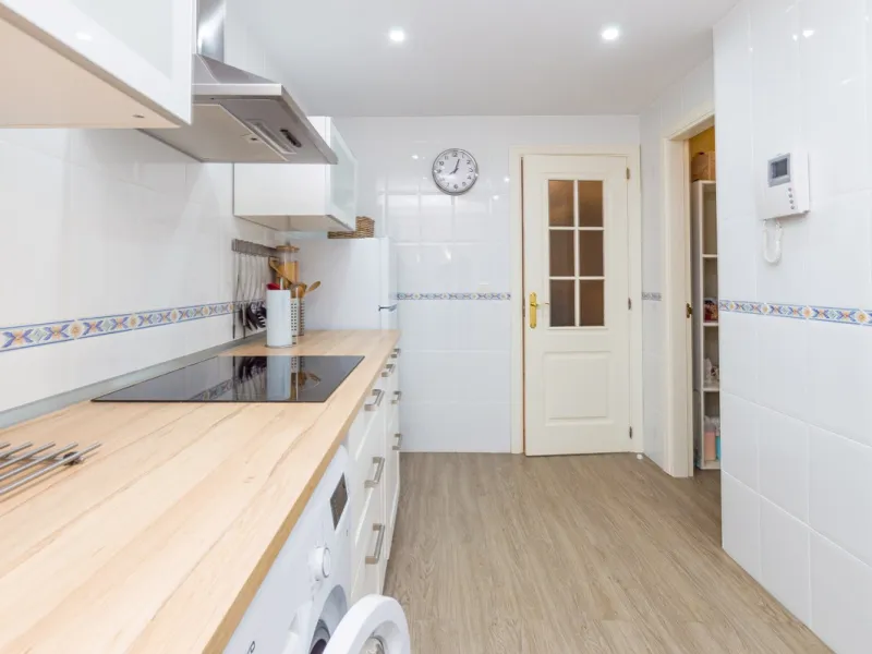 Spectacular apartment in San Pedro de Alcántara on the second line of the beach