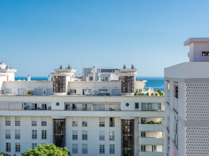 Apartment - Penthouse в продаже в Marbella, Málaga. В доме 3 спален и 2 ванных комнат. Площадь дома 120 м²