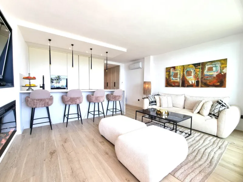 Step into coastal luxury with this exceptional 1-bedroom, 70 m² beachfront apartment, located in the prestigious Miraflores community on the Costa del Sol. Immaculately refurbished to the highest standards, this rare gem offers breathtaking Mediterranean 