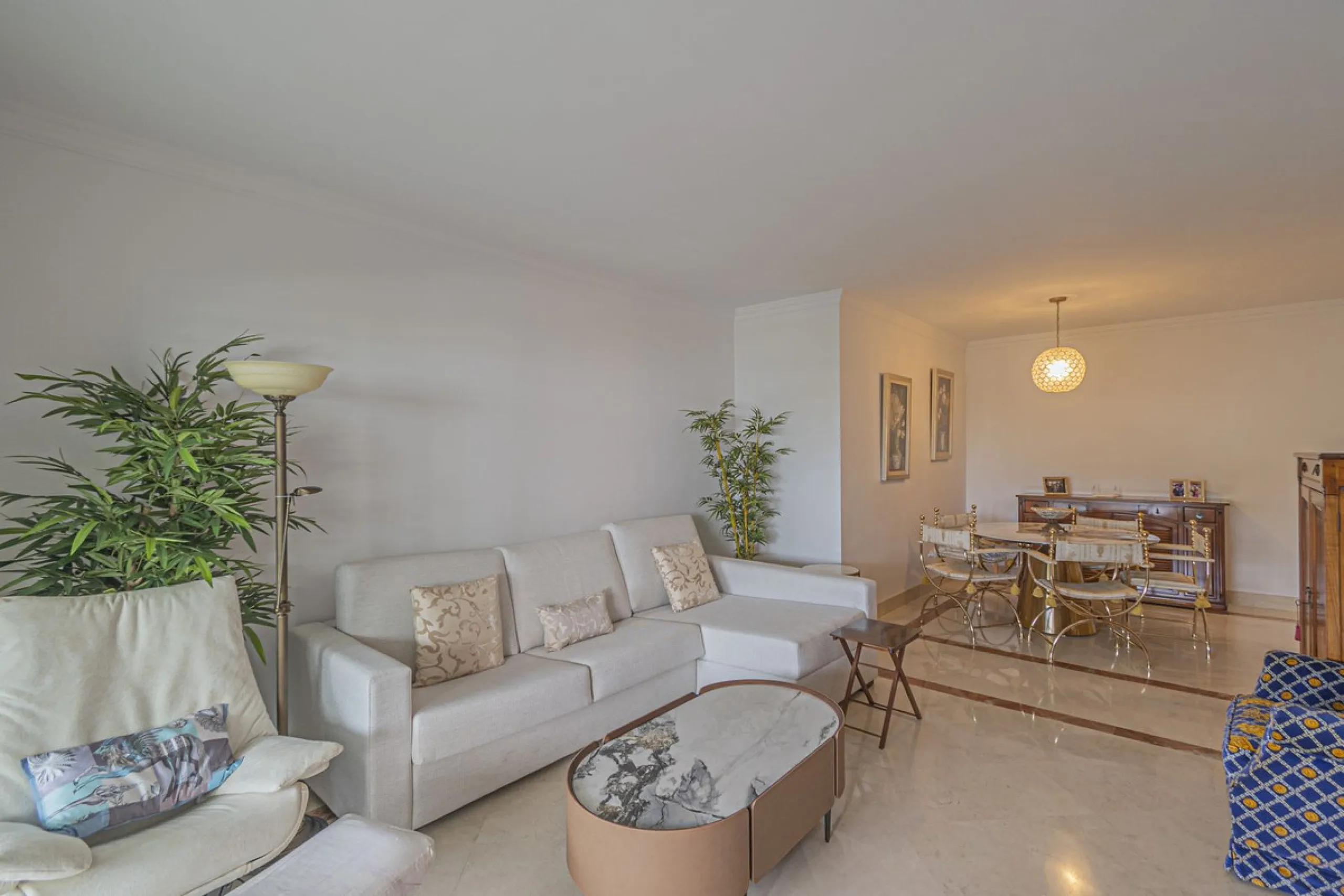 LUXURY PROPERTY NEXT TO THE BEACH IN THE BEST AREA OF CENTRAL MARBELLA