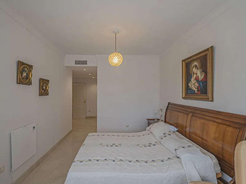 LUXURY PROPERTY NEXT TO THE BEACH IN THE BEST AREA OF CENTRAL MARBELLA