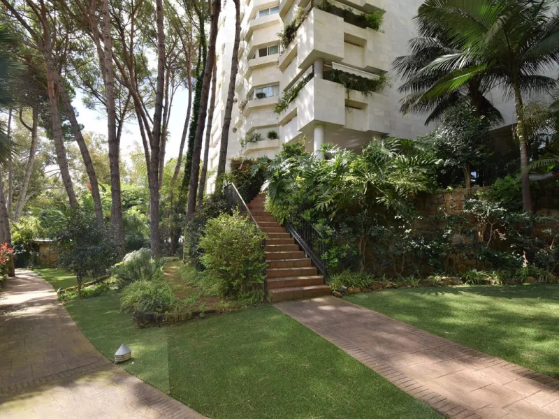LUXURY PROPERTY NEXT TO THE BEACH IN THE BEST AREA OF CENTRAL MARBELLA