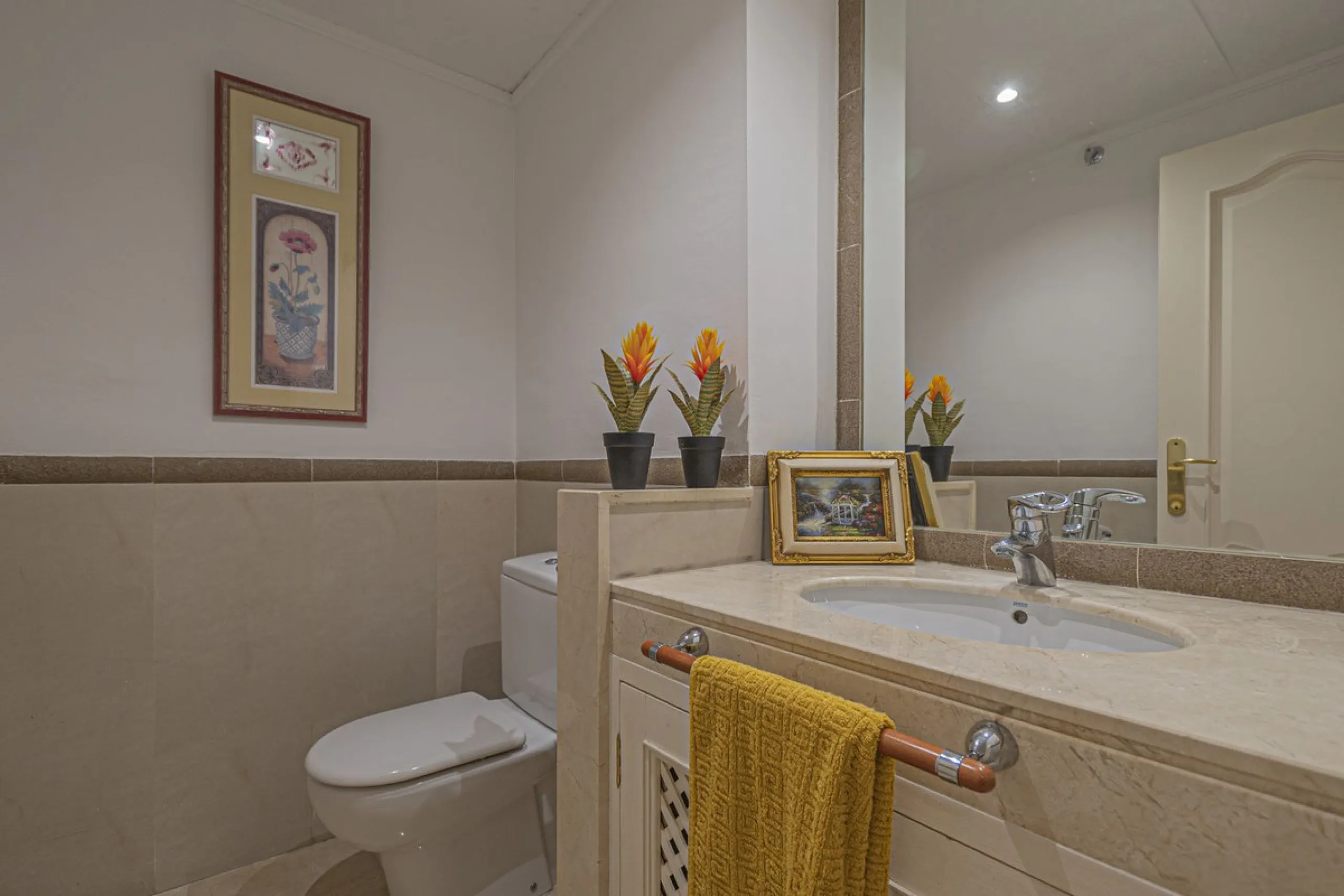 LUXURY PROPERTY NEXT TO THE BEACH IN THE BEST AREA OF CENTRAL MARBELLA