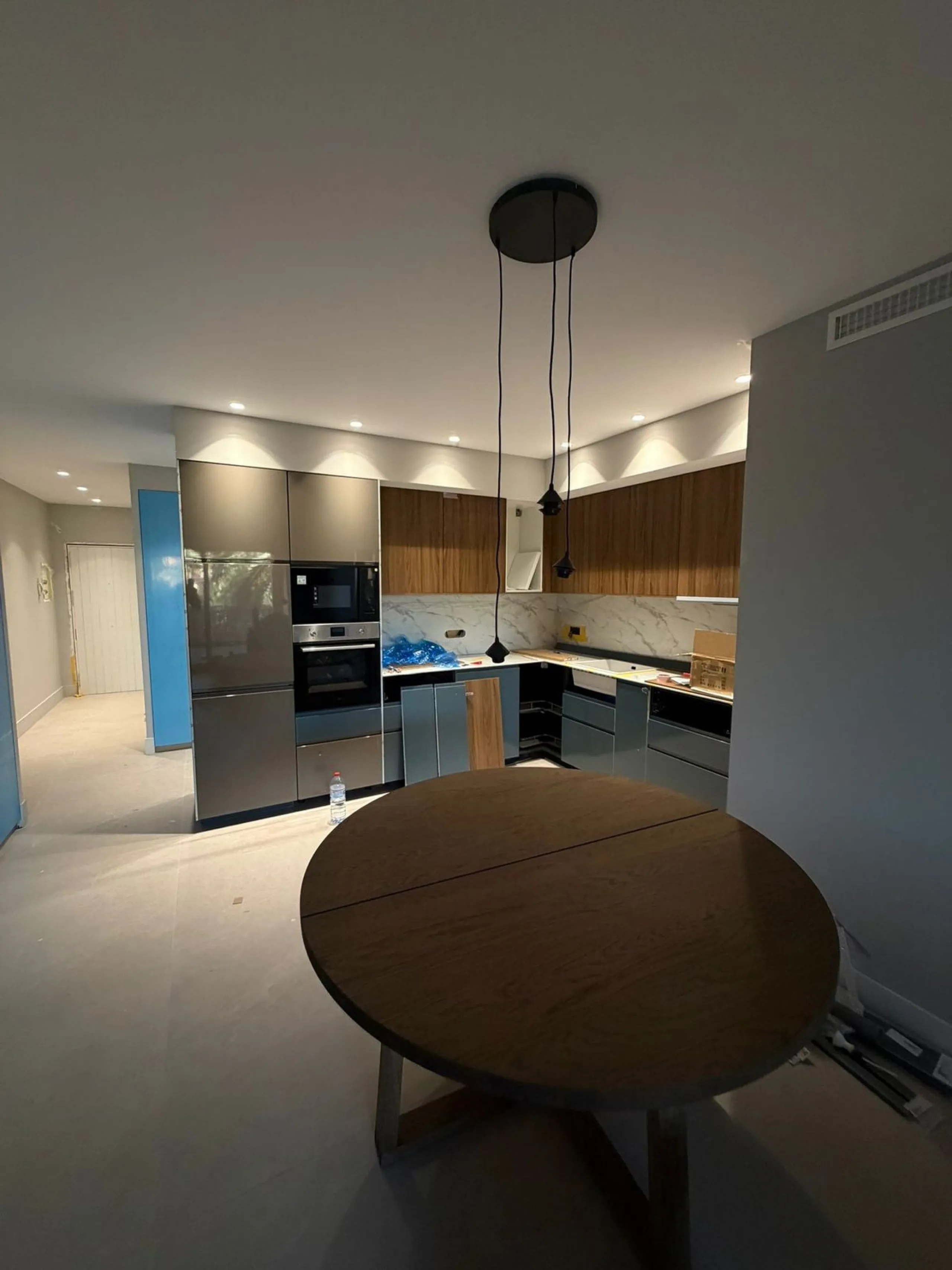 Spacious 3-Bedroom Apartment in Exclusive Gated Urbanisation with 24-Hour Security – Prime Costa del Sol Opportunity with Ongoing Renovation!