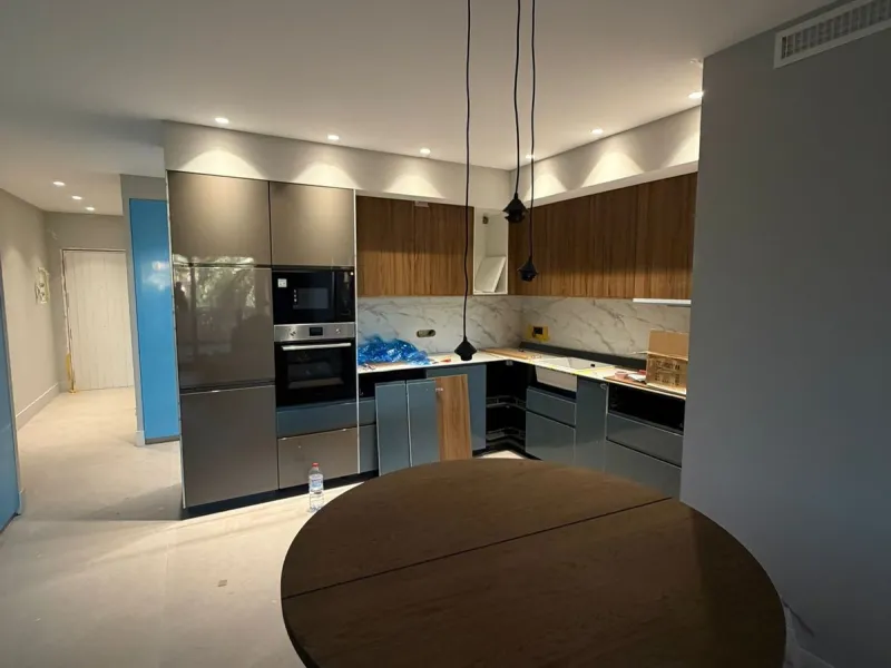 Spacious 3-Bedroom Apartment in Exclusive Gated Urbanisation with 24-Hour Security – Prime Costa del Sol Opportunity with Ongoing Renovation!