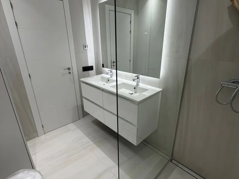 Spacious 3-Bedroom Apartment in Exclusive Gated Urbanisation with 24-Hour Security – Prime Costa del Sol Opportunity with Ongoing Renovation!